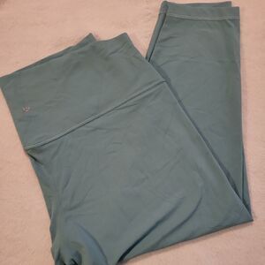 Lululemon High-Rise Crop Leggings Womens  Green Sz 20 NWOT